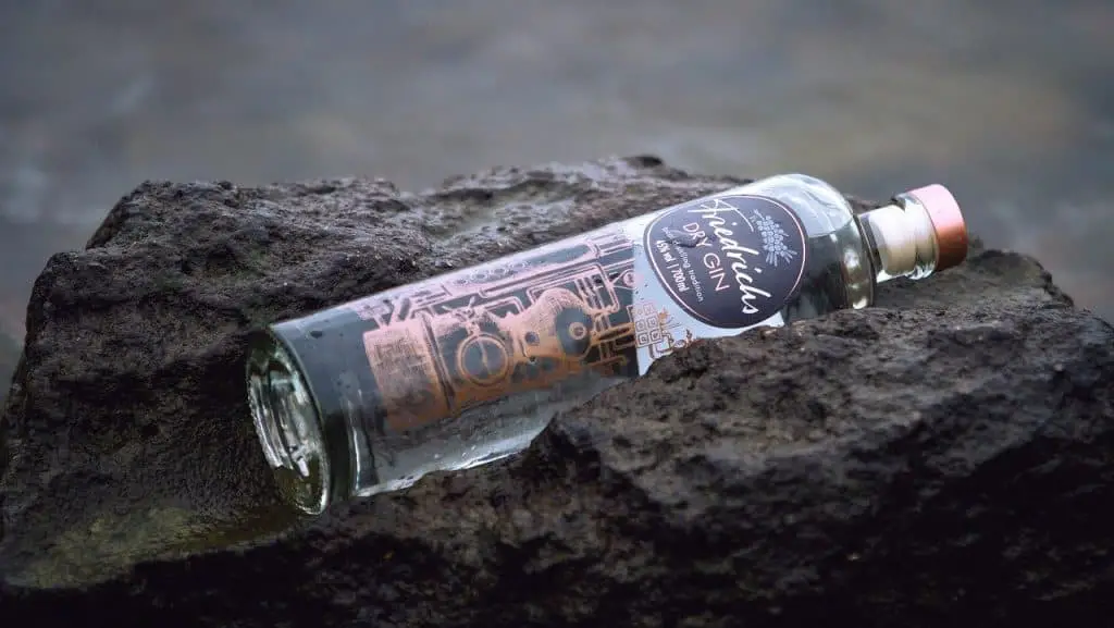 How Long Does Gin Last In Opened And Unopened Bottles? Drinks Of Today